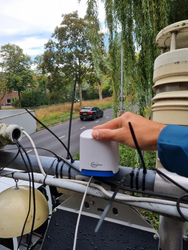 Testsensor op RIVM locatie.
